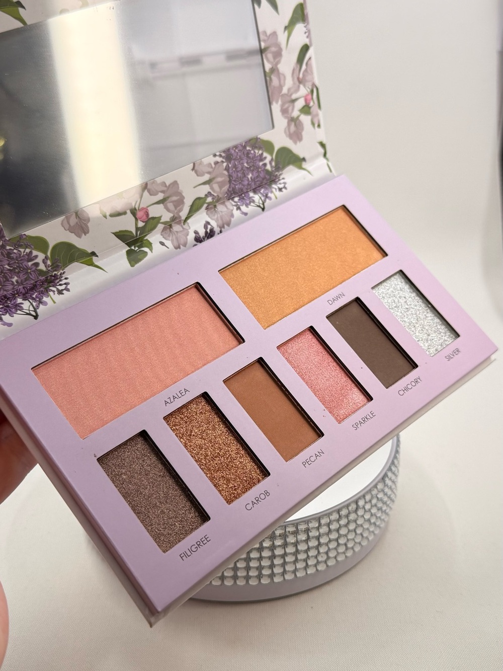 Sakura + Sage Vegan Eyeshadow & Blush Palette BNIB